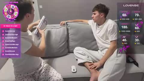 Snapshot of junkii_bae chatting on 02.01.26 TeddyAndAlex online show from 02.01.26