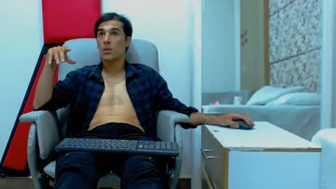 Snapshot of jupiter_333 chatting on 10.18.25 Jupiter online show from 10.18.25