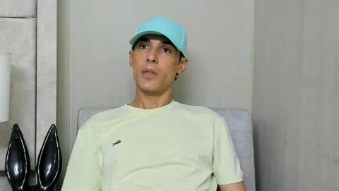 Snapshot of jupiter_333 chatting on 11.06.25 Jupiter online show from 11.06.25