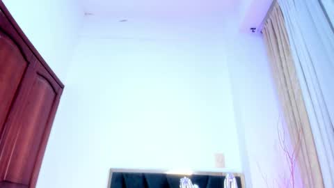 Jupiter Fox online show from 02.14.26