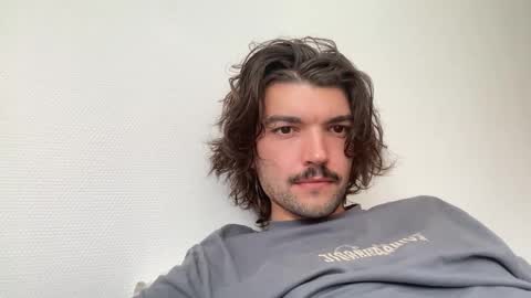 just_a_guy_with_a_big_cock online show from 06.05.26