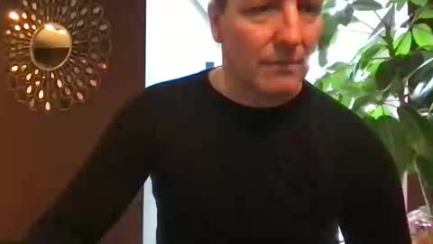 Snapshot of just_another_biguy chatting on 02.09.25 Steven online show from 02.09.25