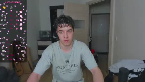 Snapshot of just_edwins chatting on 06.14.26 Edwins online show from 06.14.26