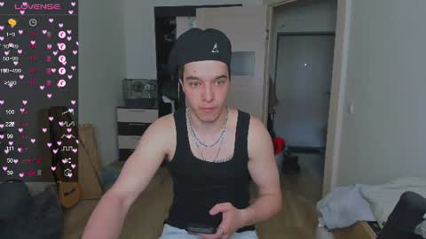 Snapshot of just_edwins chatting on 06.25.26 Edwins online show from 06.25.26