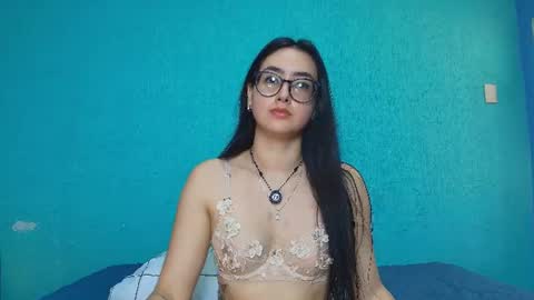  Isa y Luci  online show from 06.20.26