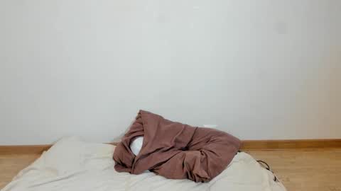 Jeni online show from 09.27.25