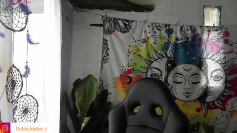 Snapshot of just_katiex chatting on 02.12.25 Sofia online show from 02.12.25