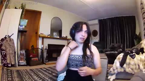 Snapshot of justa1n9 chatting on 12.21.25 Femkiwi69 online show from 12.21.25