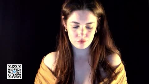 Snapshot of justbarbie chatting on 10.03.25 Alexa online show from 10.03.25