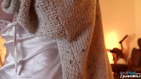 Snapshot of justbecauseiloveit chatting on 10.09.25 Billie B William online show from 10.09.25