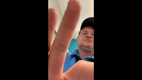 justfunguy221287 online show from 05.04.26