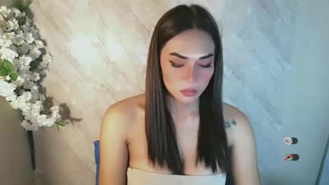 justhewayouare21 online show from 04.23.26