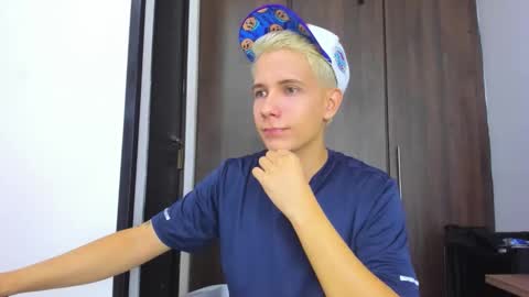 justin_biker online show from 11.02.25