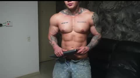 Snapshot of justin_clark1 chatting on 11.23.25 justin clark1 online show from 11.23.25