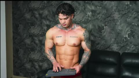 Snapshot of justin_clark1 chatting on 05.31.26 justin clark1 online show from 05.31.26
