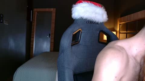 Snapshot of justin_hton chatting on 12.31.24 Justin online show from 12.31.24