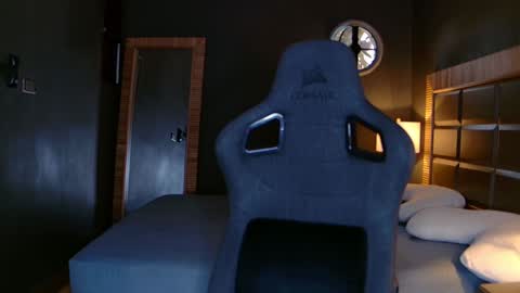 Justin online show from 02.04.25