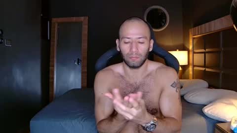 Justin online show from 02.10.25