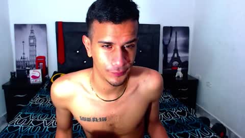 Snapshot of justin_melendez chatting on 11.24.25 JUSTIN online show from 11.24.25