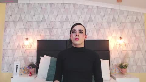 Justine online show from 09.14.25