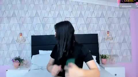 Justine online show from 06.15.26