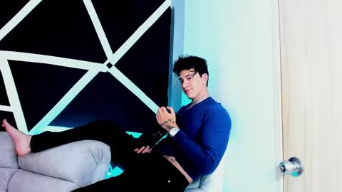 justinfuller_31 online show from 09.19.25