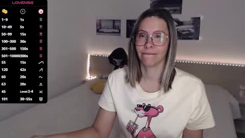 Julie online show from 10.26.25