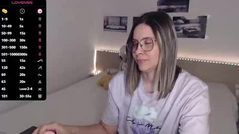 Julie online show from 12.17.25