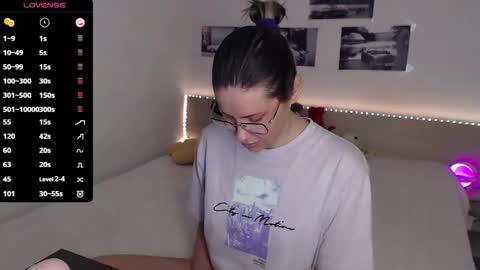 Julie online show from 04.24.26