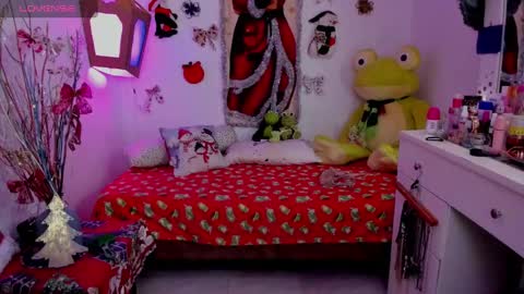 Mia online show from 12.20.24