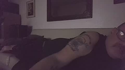 Snapshot of justplainbad chatting on 01.18.26 Badtikr online show from 01.18.26