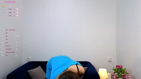 Juja and Kira online show from 02.01.25