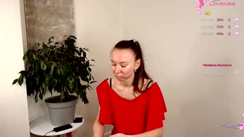 Juja and Kira online show from 02.07.25