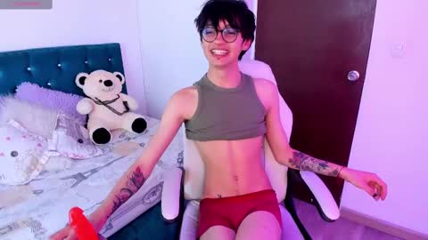 Snapshot of juuli_ross_ chatting on 03.06.25 juuli_ross_ online show from 03.06.25