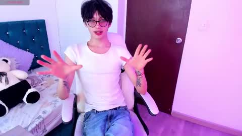 Snapshot of juuli_ross_ chatting on 03.07.25 juuli_ross_ online show from 03.07.25