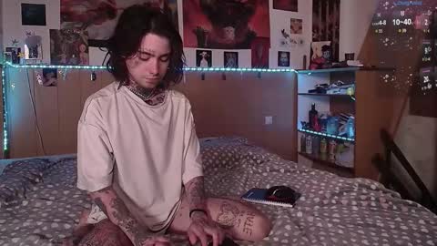 Snapshot of juuzou_kit chatting on 02.22.26 Juuzou hehim u can call me Juz online show from 02.22.26