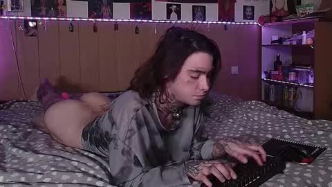 Snapshot of juuzou_kit chatting on 03.11.26 Juuzou hehim u can call me Juz online show from 03.11.26