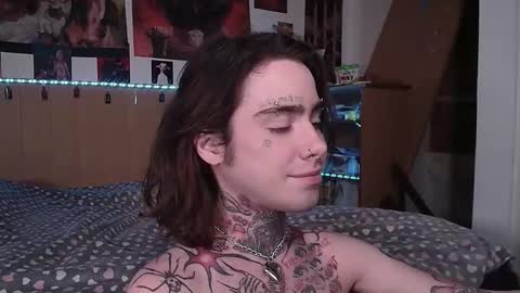 Snapshot of juuzou_kit chatting on 03.15.26 Juuzou hehim u can call me Juz online show from 03.15.26