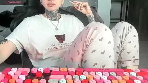 Alice online show from 04.25.26