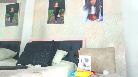 STORMI online show from 11.23.25