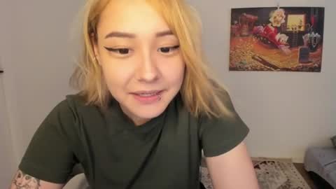 Snapshot of ka00ru_chan chatting on 06.16.26 Kaoru online show from 06.16.26