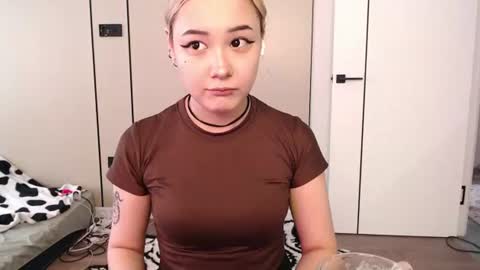 Snapshot of ka00ru_chan chatting on 07.18.26 Kaoru online show from 07.18.26