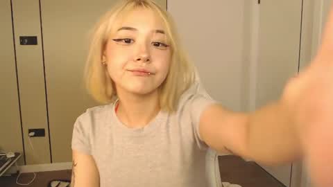 Snapshot of ka00ru_chan chatting on 07.27.26 Kaoru online show from 07.27.26