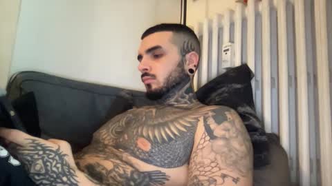 Snapshot of kadmon33 chatting on 11.13.25 kadmon33 online show from 11.13.25