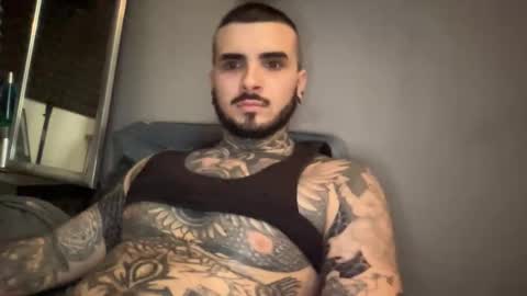 Snapshot of kadmon33 chatting on 11.19.25 kadmon33 online show from 11.19.25