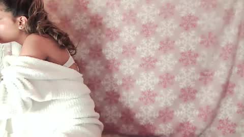 Snapshot of kaelagreen chatting on 02.22.25 kaelagreen online show from 02.22.25