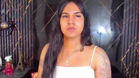 Snapshot of kagome01 chatting on 12.17.25 kagome01 online show from 12.17.25