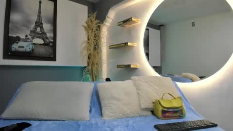 Antonella online show from 09.20.25