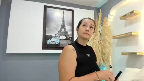 Antonella online show from 11.28.25