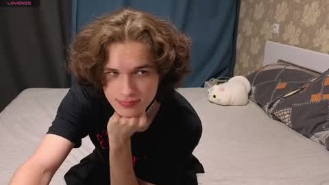 Snapshot of kai_sushi chatting on 03.05.26 Kai online show from 03.05.26